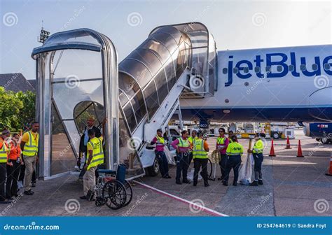 punta cana airport arrivals